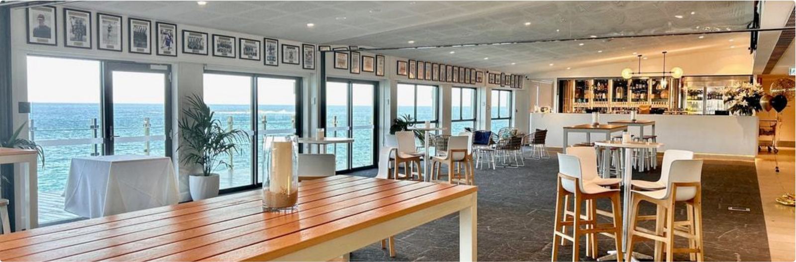 Waterfront function space with integrated lighting control